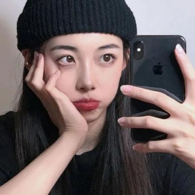 与白兰度共跳华尔兹